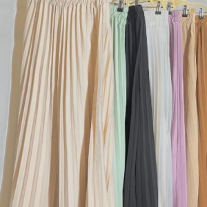 Pleated Skirt Dyanna